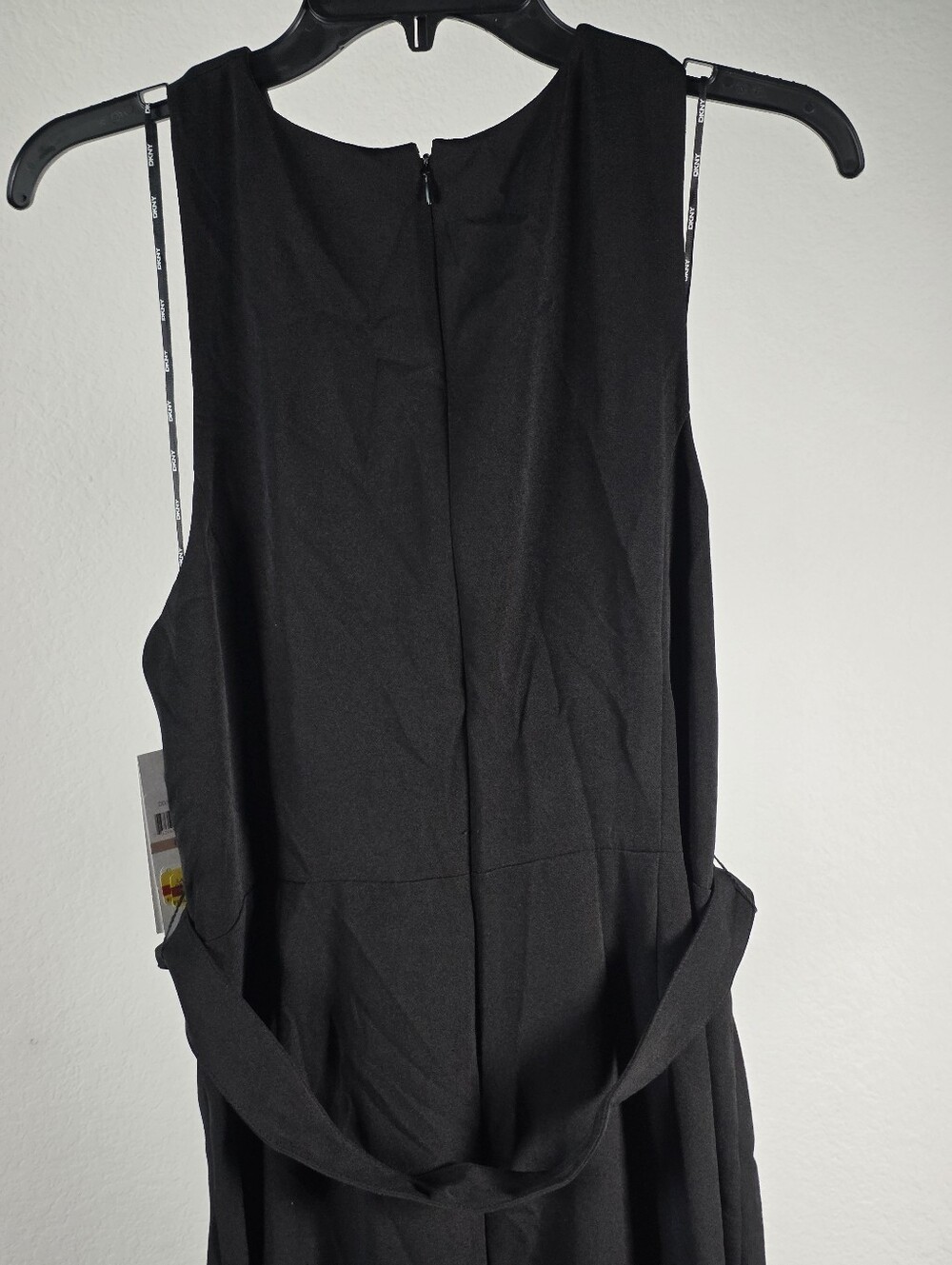DKNY NWT Black Sleeveless Wide Leg Belted Jumpsuit Size 12 $139 Workwear Party - Picture 9 of 11